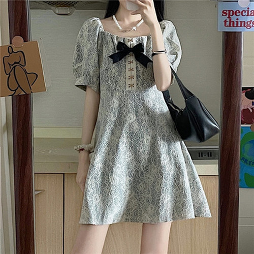 送料無料 夏 フランス語 気質 小さな花柄 スクエア襟 パフ ウエストマーク ワン A 韓国レディースファッション通販 Whidy 送料無料 夏 フランス語 気質 小さな花柄 スクエア襟 パフ ウエストマーク ワン A 韓国レディースファッション通販 Whidy