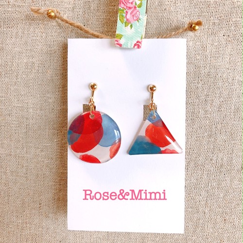 ビビットカラーとアシンメトリーが可愛い アクリルペイントのまるとさんかくアクセサリー Rose Mimi