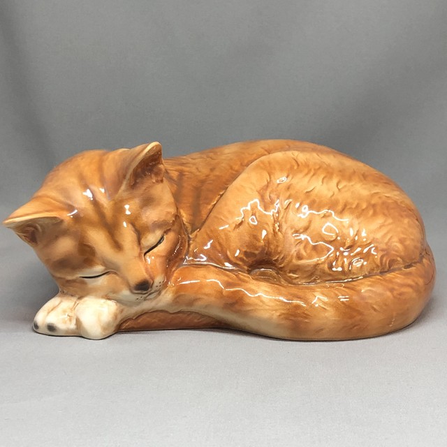 ドイツ Goebel ゲーベル 眠り猫 茶虎猫 アンティーク ビンテージ雑貨 ゴー ビンテージ Go Vintage