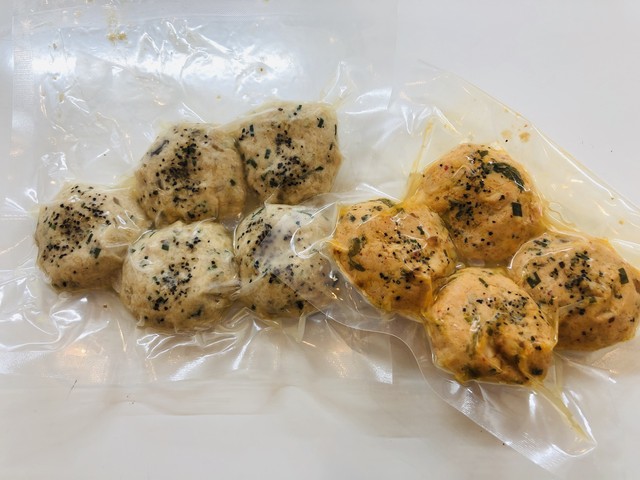 マッスルぱっく 鶏むねミニハンバーグ単品 1個売り約50〜55g