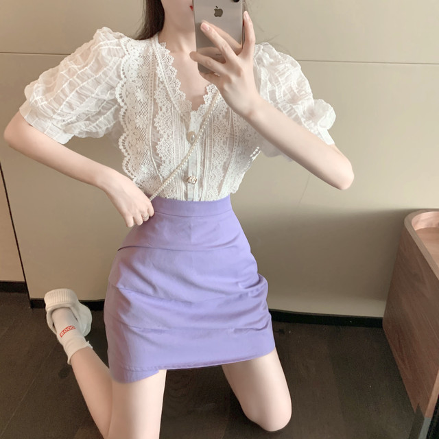 Vネックレースブラウス トップス レース 半袖 バブルスリーブ デート 女子会 韓国 オルチャン 韓国レディースファッション通販 ポワン