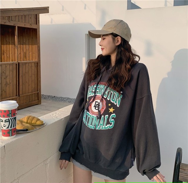 パーカー ロゴ 秋服 レディース ビッグシルエット パーカー スウェット 韓国 ファッション レディース ストリート カジュアル 秋冬新作 ロゴプリント プルオーバー パーカー アメカジ ファッション トップス チャコールグレー ピンク グリーン 白 Vestito