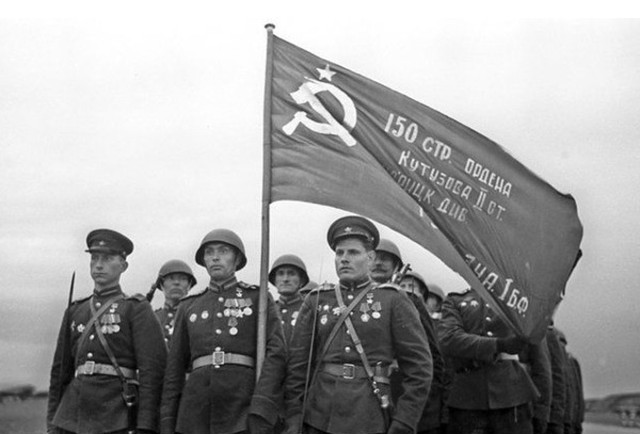 ソ連軍第150狙撃兵師団 1945年戦勝旗 90 135cm 赤い十月商店