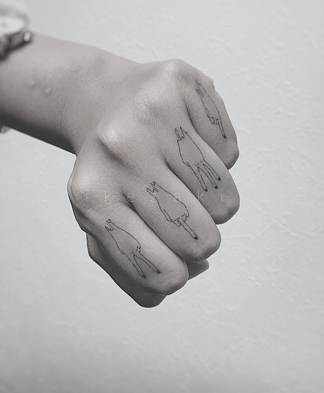 五本指のタトゥーシール 右指用 Jellyflower