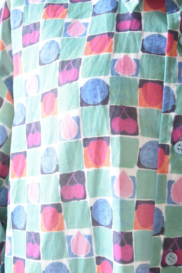 Mando マンドー ss フルーツ柄シャツ Junemie