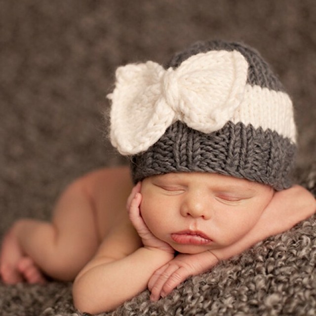 1点のみ 出産祝い 赤ちゃん用帽子 ニット帽 ニットハット プレゼント ギフト ニューボーン リボン 可愛い帽子 可愛いニット帽 ラッピング 送料無料 Lupinus ルピナス ギフトショップ
