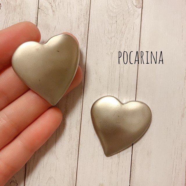 213 数量限定ボタンマットシルバー ハートボタン イヤリング ピアス Pocarina Handmade Accessory