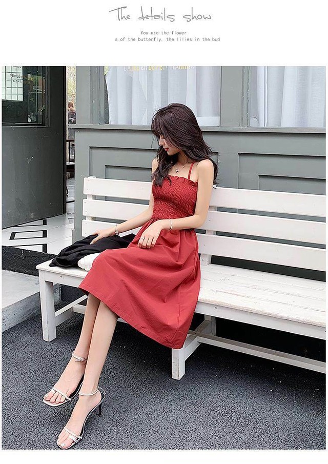 ワンピース ロングワンピース リゾートワンピース ビーチワンピース ひざ丈 ひざ下丈 ロング丈 ノースリーブ 無地 Aライン 大人可愛い カジュアル フェミニン ガーリー シンプル きれいめ エレガント 春夏 お呼ばれ お出かけ デート 女子会 ストラップドレス