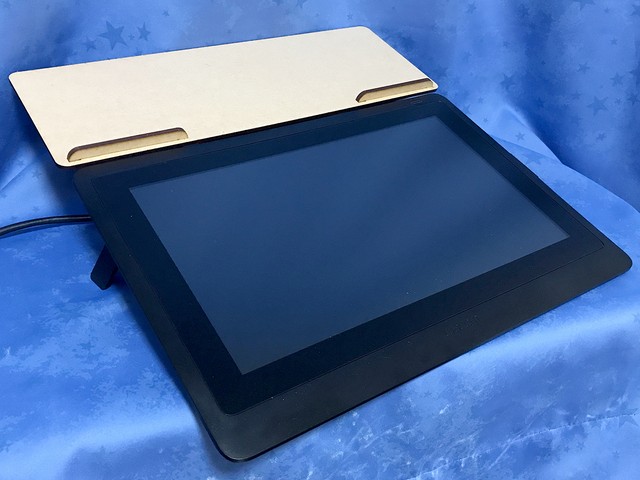 Cintiq 16 Dtk 1660用 キーボード台 Mt West Studio