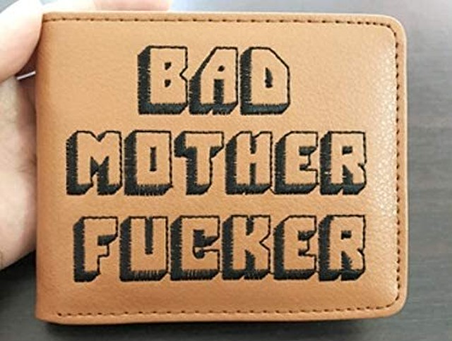 パルプフィクション Bad Mother Fucker 二つ折り 財布 Wallet パスケース 定期入れ カード入れ Camsia Base店 24時間以内に発送 全品送料無料