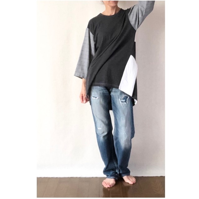 Tシャツリメイクモノトーンカットソーワンピース Cosaeru