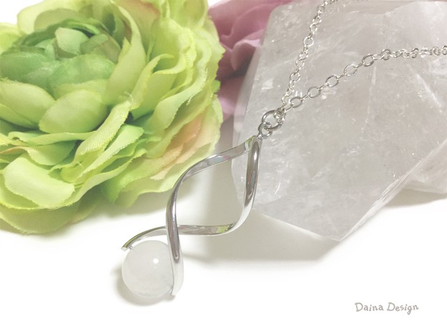 ホワイト ファントム クォーツ 仕事運アップ ネックレス 大粒 レア 天然石 ダイナデザイン シルバー カラー 天然石アクセサリーのお店 Daina Design