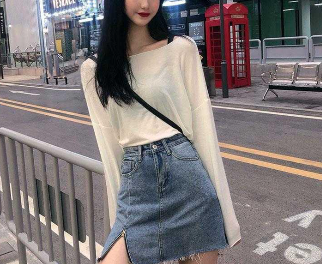 Set 人気急上昇中 セットアップシンプルｔシャツ スリットデニムスカート Nanastyle