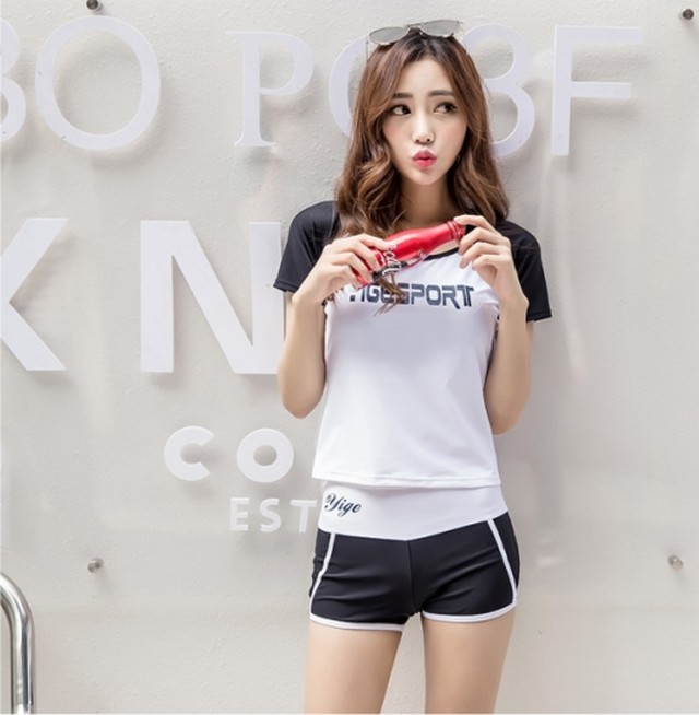 スポーティでかわいい 水着 レディース ラッシュガード 半袖 長袖 フィットネスウェア ショートパンツ 体型カバー 3点セット セパレー Ptnmp0110 Shop Suba