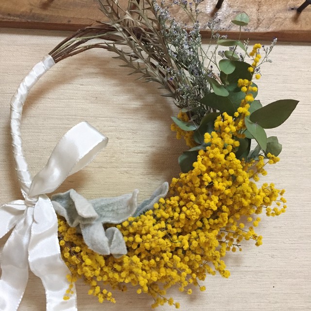 展示のみ ミモザとユーカリのリースブーケ ドライフラワー工房 Atelier De Sarah