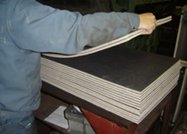 箱入り 床遮音材 わんぱく応援マット アトピッコハウスのオンラインショップ