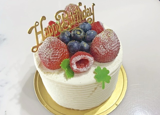 誕生日ケーキフルーツ盛り合わせ3号 1 2名様分 La Couleur Web Shop