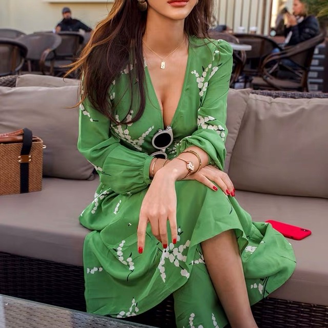 Op4 送料無料 人気no 1 リゾートワンピース 膝下ワンピース ロングワンピース ミドル丈ワンピース 綺麗色ワンピース グリーンワンピース 緑ワンピース 春服 春ワンピース デート 女子会 イベント フェス 記念日 長袖ワンピース 七分袖ワンピース フレアワンピース V