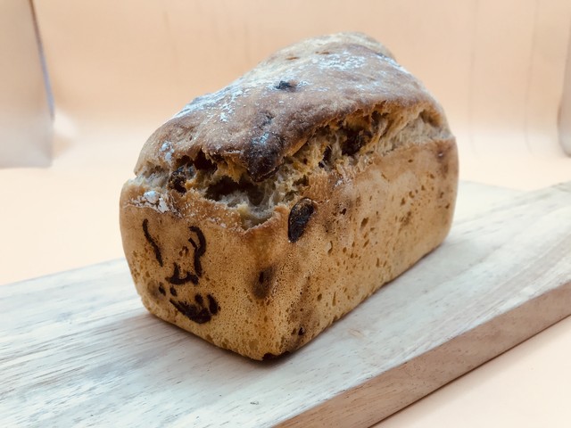 赤ちゃん食パン使用 レーズン食パン いよかんピール食パン 薪窯パン麦家