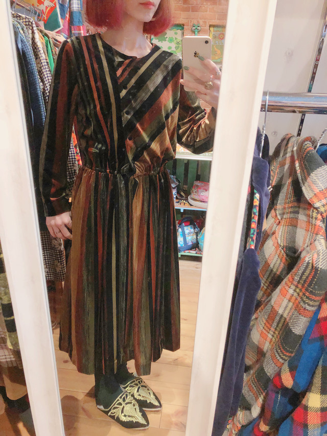 レトロヴィンテージワンピース 古着屋 Roomik