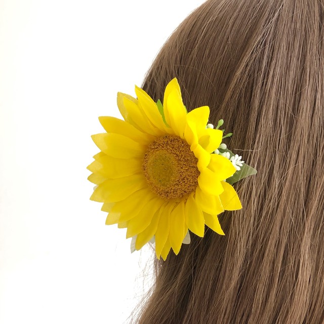 レモンイエロー ひまわりのヘアクリップ お花作家の店 良秋ryosyu