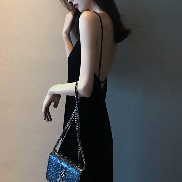 ワンピース レディース 春夏 秋冬 春 夏 秋 冬 黒 キャミソールワンピース ミディアムワンピース Aラインワンピース ひざ丈ワンピース ミディアム ロングワンピース ブラックワンピース ミディアムワンピ シンプルワンピ ミモレ丈ワンピ スリット キャミワンピ