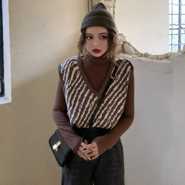 ニットベスト レディース ニット レディース 冬 ベスト レディース ニット ゼブラ柄 Vネック 重ね着 カジュアル こなれ感 ノースリーブ 秋 冬 Evergreen