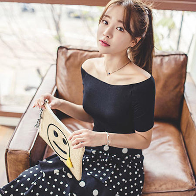 オフショルダートップス オフショル オフショルダー トップス 韓国 着こなし 黒 コーデ 白 シンプル 通販 レディース デート 春 夏 大人 1572 Sayurio レディースアパレル ファッション プチプラ アラサー アラフォー