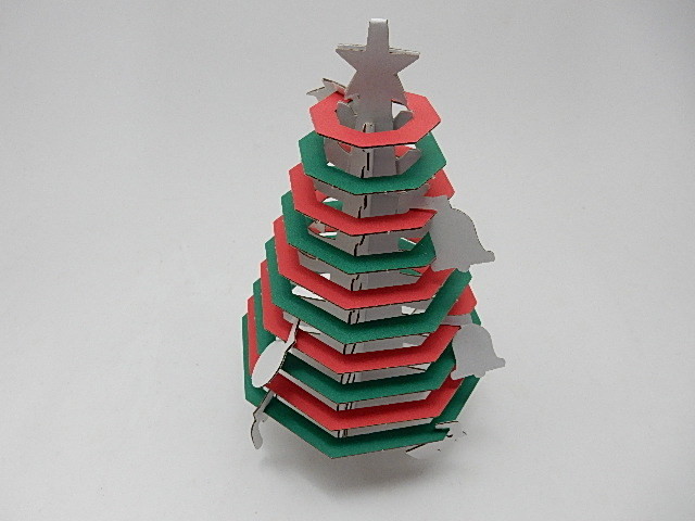 段ボールでつくるクリスマスツリー 雑貨屋 大阪ウイシン Uisin Design Homecenter