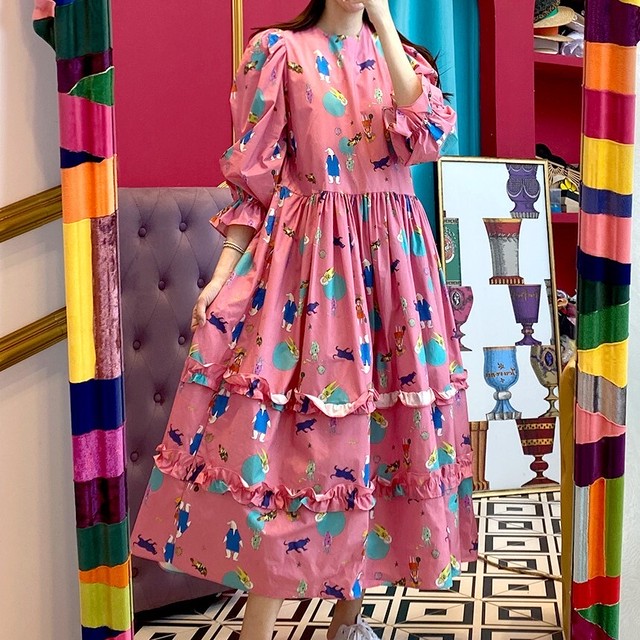ワンピース プリント イラスト ポップ ラウンドネック ミドル丈 ミモレ丈 ボリューム袖 フリル 可愛い オシャレ 個性的 お出掛け 秋 Ukiukionepicec