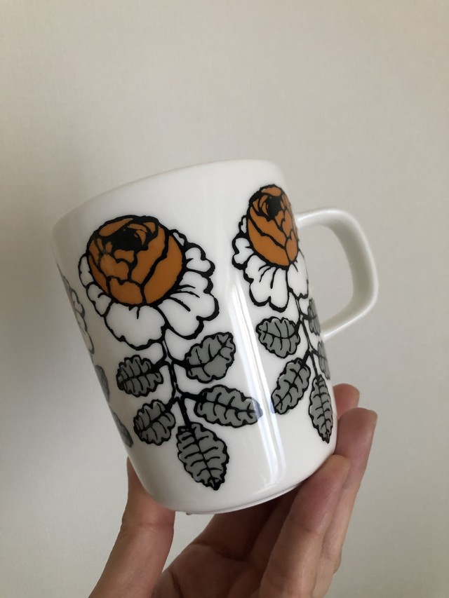 フィンランド限定 Marimekko マリメッコ Vihikiruusu ヴィヒキルース マグカップ Pilvi ピルヴィ