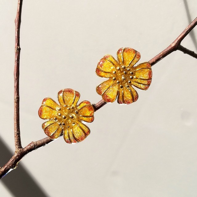 Kakera 相思樹と福木の花 芭蕉布のピアス Comonecho