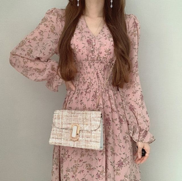 レディース ワンピース 春 夏 長袖 Vネック花柄ワンピース フリルスリーブ 花柄 クラシカル シック Aライン フレア 上品 レトロ フェミニン ガーリー 大人ガーリー 大人カジュアル カジュアル 春夏 アイボリー ピンク Sサイズ Mサイズ Uki Uki