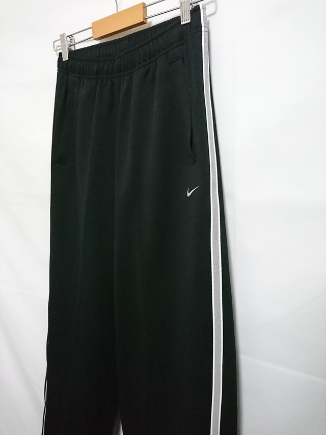 Nike ナイキ メンズm トラックパンツ ジャージ ロングパンツ 長ズボン スポーツ Sw10 Pdkストレートロングパンツ ブラック スポーツウェア シューズの古着屋 リサイクルスポーツ