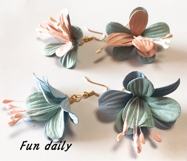 手作りパステルフラワーの大ぶりフックピアス イヤリング Fan Daily