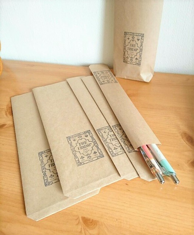 細長い 底マチ付きラッピング袋 トランプ 紙雑貨やおしゃれなラッピング袋の通販 茸のお店