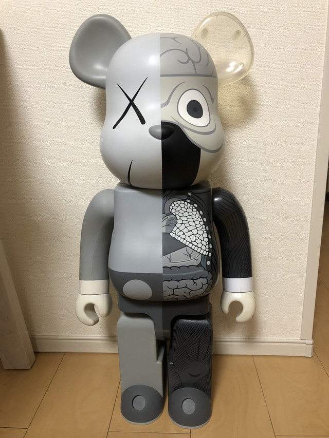 入手困難 Be Rbrick ベアブリック Kaws 人体模型 グレー 1000 カウズ コンパニオン Original Fake Companion オリジナルフェイク Kaws ベアブリック ショップ