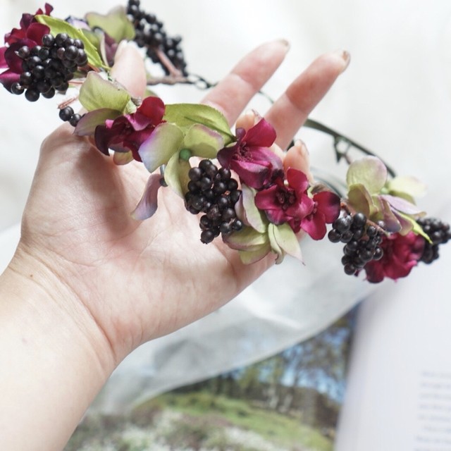 シックなベリーが可愛いキッズ ベビー花冠 花かんむり ハーフバースデー ファーストバースデー The Anniversary