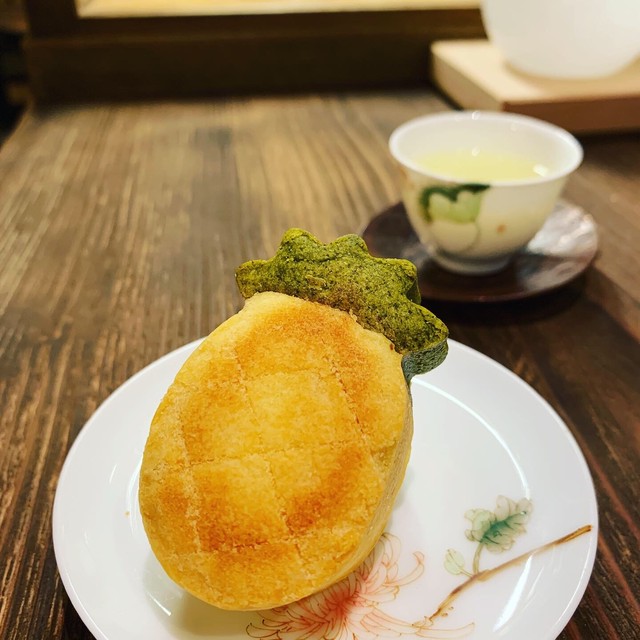 蓮月庭パイナップルケーキ 日月潭紅茶葉入り