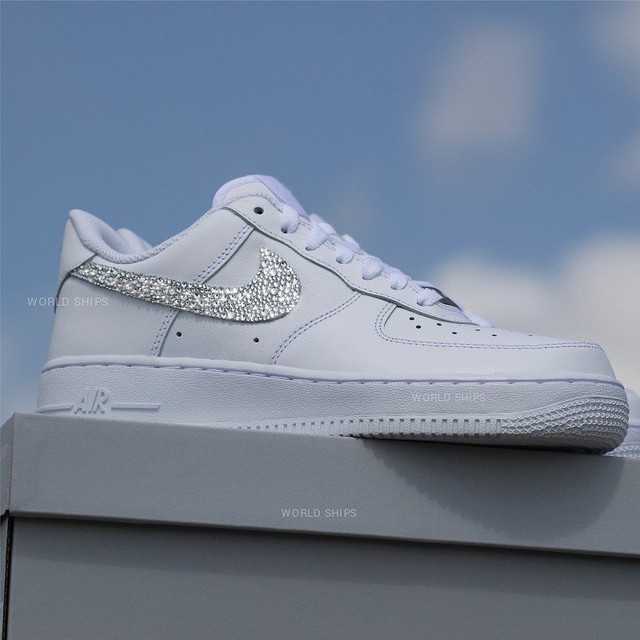 ナイキ エアフォース1 レディース ナイキ スニーカー メンズ エアフォースワン カスタム スワロフスキー クリスタル Nike Air Force 1 Swarovski Nike 624 World Ships