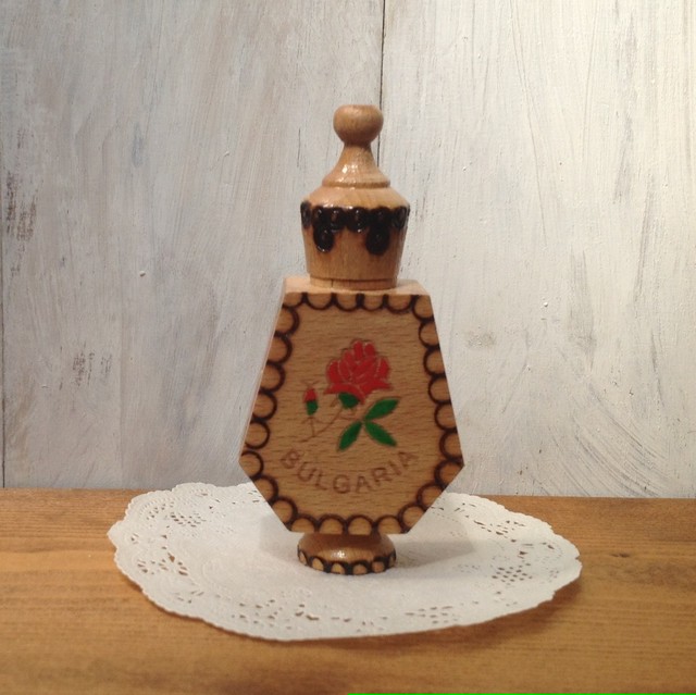 ブルガリアのローズオイル Kralik