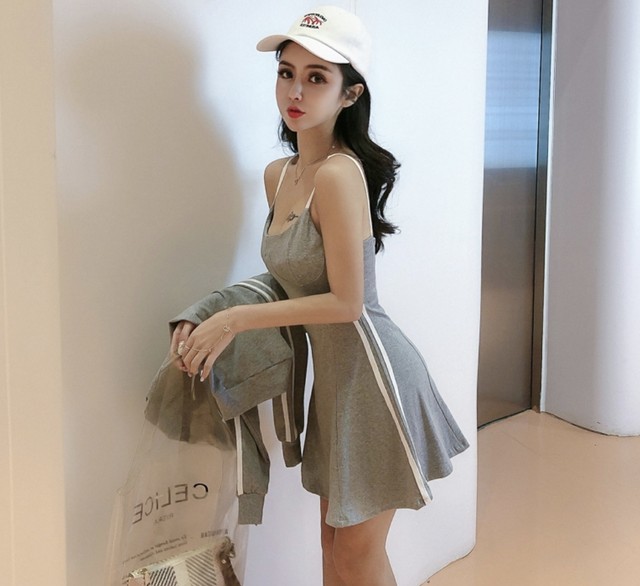 レディースファッション セットアップ スポーツウェア パーカー ミニワンピース ルームウェア パジャマ 部屋着 ジム 3色 新作 セットアップ More Lluze モア ルーゼ