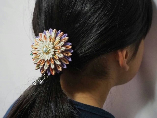 使い方色々 つまみ細工 髪飾り バッチ ネックレス Chirimenaya