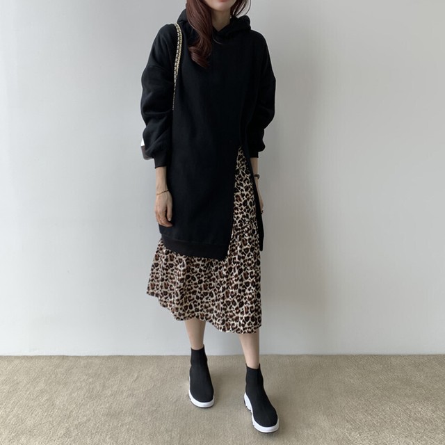 レイヤードワンピース レオパード 無地 アニマル柄 フード付き ロング丈 ミモレ丈 カジュアル 長袖 ワンピース 大人 デート 旅行 女子会 韓国 韓国ファッション オルチャン 可愛い レディース Fa330 Musubi Me 韓国 オルチャン レディースファッションのお店