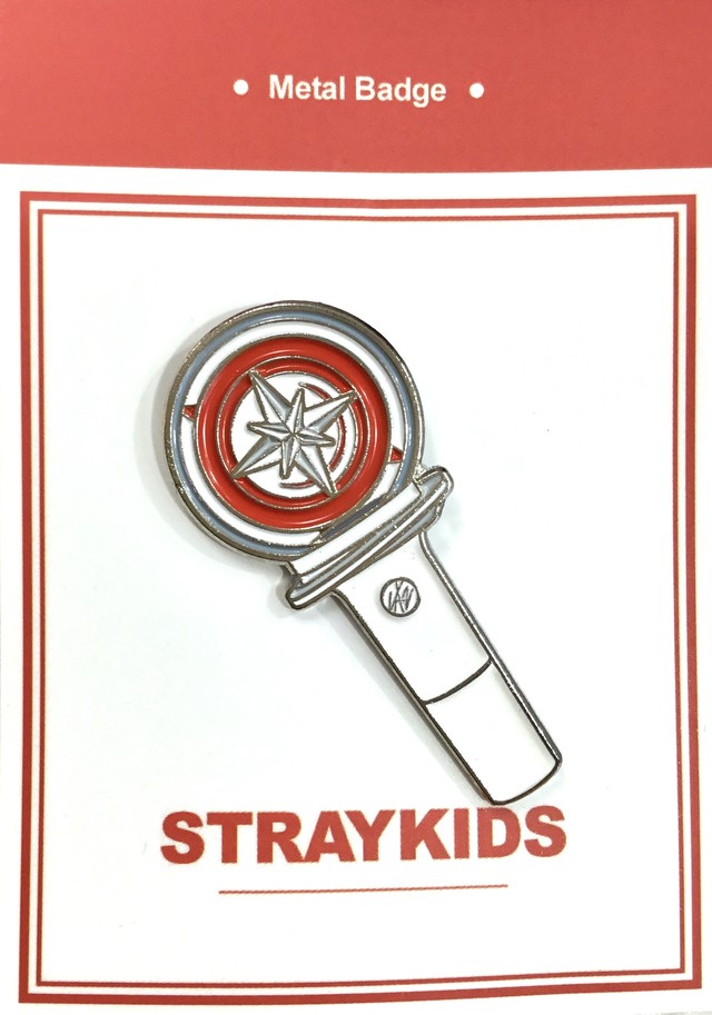 Straykids ペンライト ピンバッジ キラキラ韓流商店