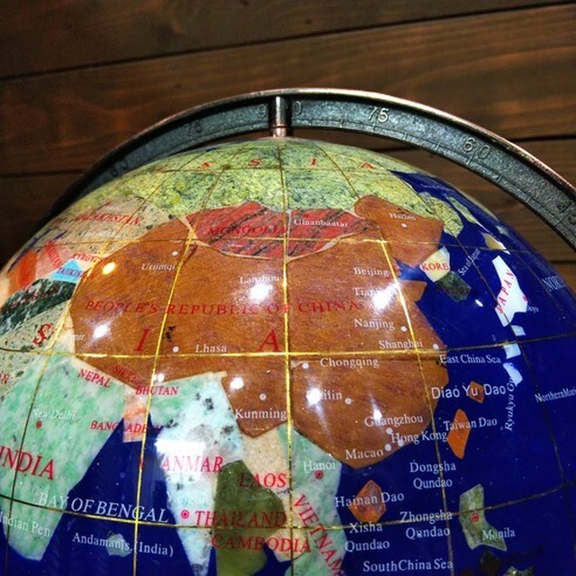 天然石 象嵌 猫脚の地球儀 インテリア 古着屋 Sputonic