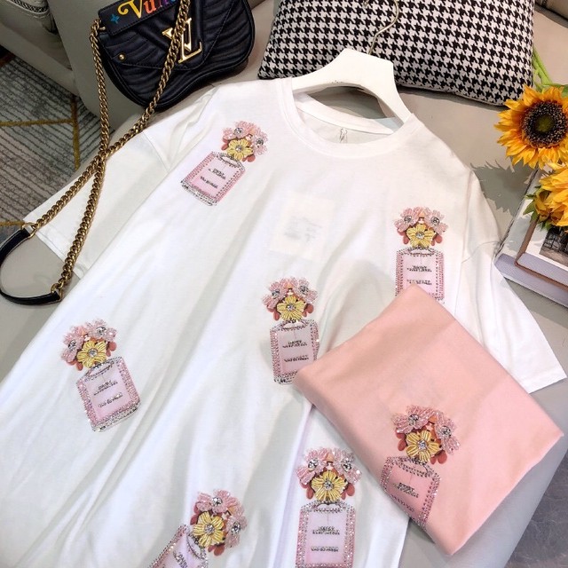 2カラー キラキラ ラインストーン デコレーション トップス 香水 花柄 ビジュー ホワイト 白 ピンク フラワー Loveysmileshop