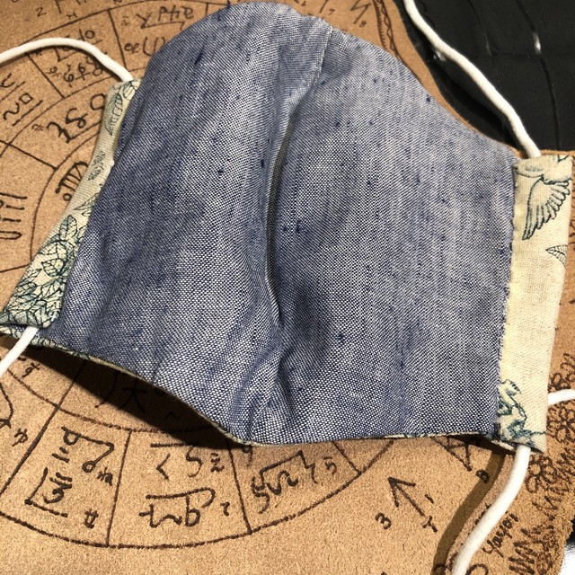 占い師の作るマスク 風邪をひかない魔法がかかってます Forest Berrys