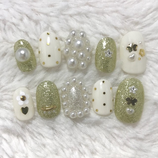 お花ガーリーネイル Tina Nail