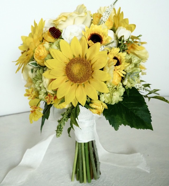 元気いっぱいひまわりブーケ Atelier Towa ウェディングブーケショップ